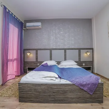 Golden Spirit Szálloda 3*